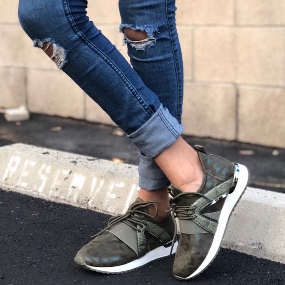 Metallic Green Leopard Sneakers - Picture 4 of 8